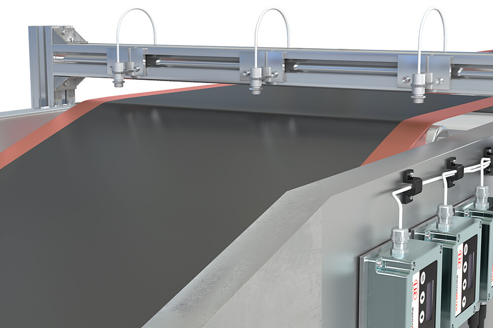 Měření teploty pokovení bateriové fólie pomocí thermoMETER UC