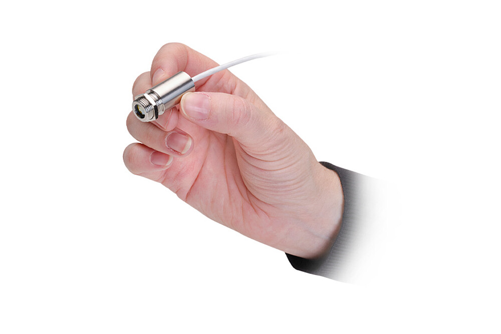 Miniaturní pyrometr thermoMETER SE